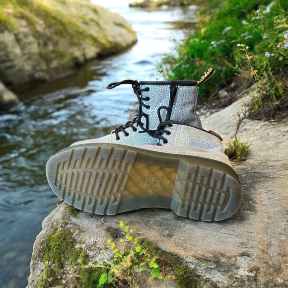 Dr. Martens Junior Pascal 1460 Iridescent Gray Suede LeatherCombat Boots - Picture 8 of 9